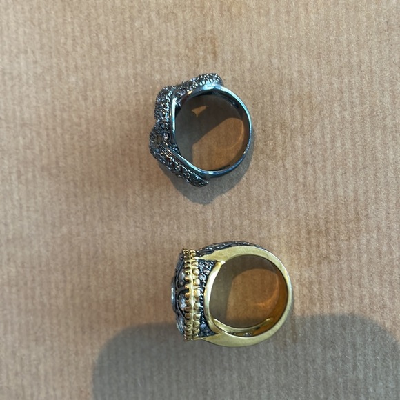 BCBG costume rings - Picture 2 of 5